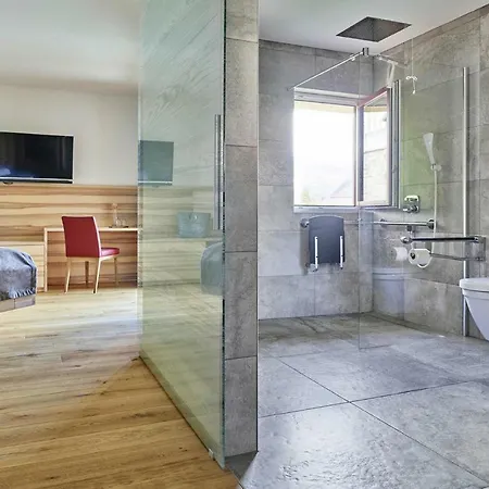 Apartman Building Residenz Tirol Warth Am Arlberg Otr101001 Dya Steeg